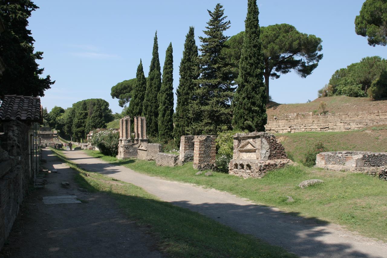 B&B Bonaventura Pompei Bagian luar foto